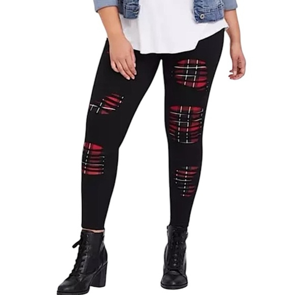TORRID Full Length Signature Waist‎ Split Destructed Plaid Backed Leggin…